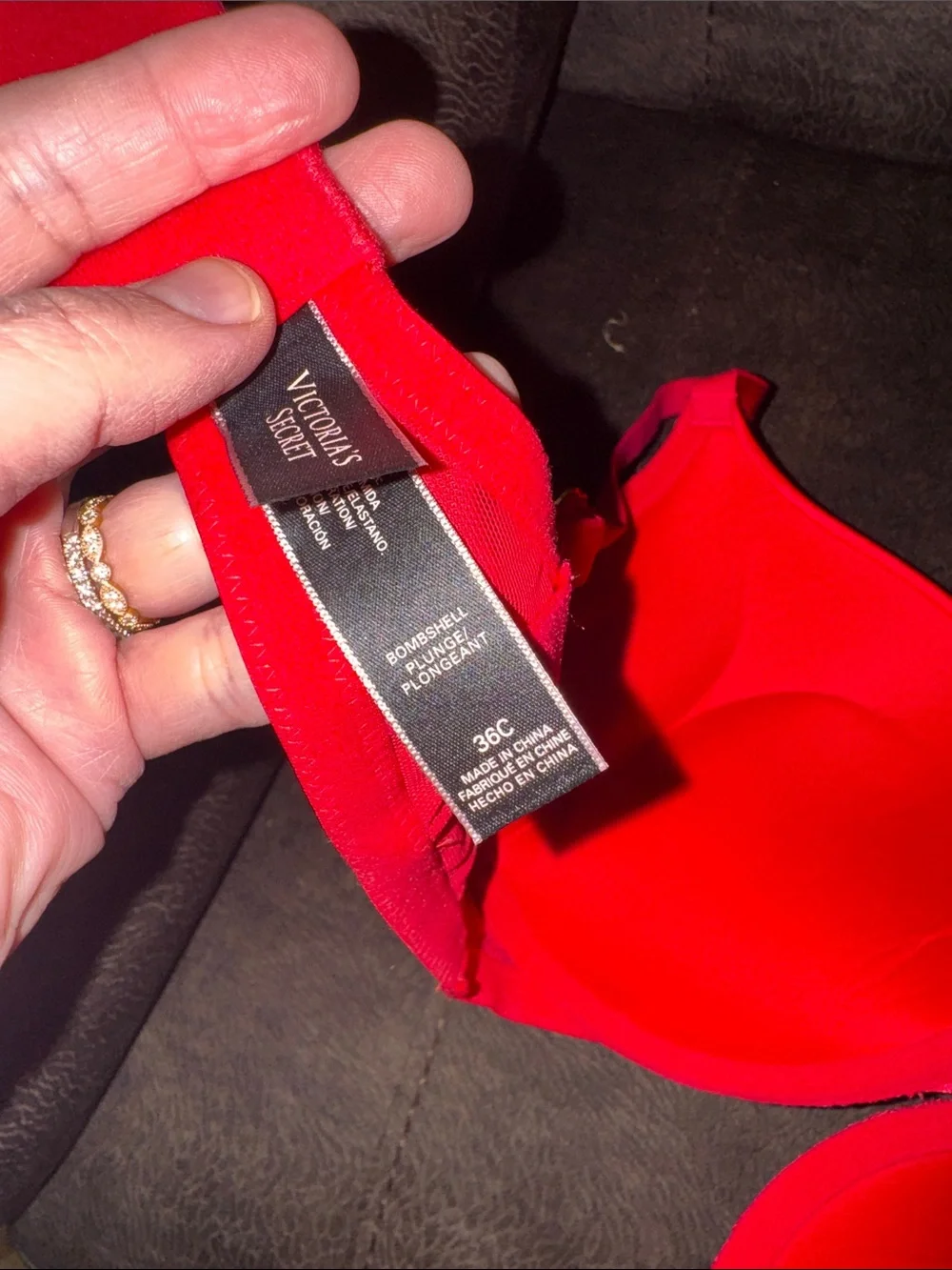 Victoria’s Secret Bombshell Plunge bra 36C. Bright red lace‎